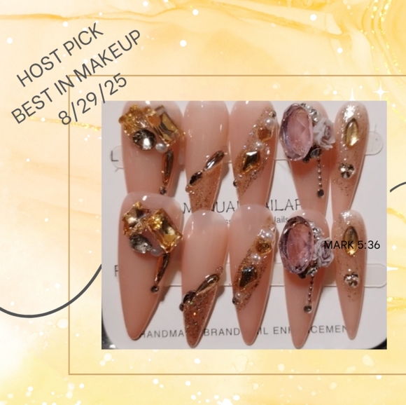 Elegant Pink Press-On Nails with Gold Accents - Picture 1 of 8